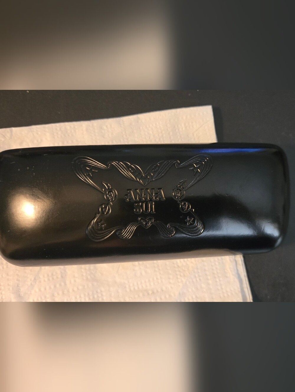 EUC ANNA SUI Black Glossy Embossed Eyeglass Case